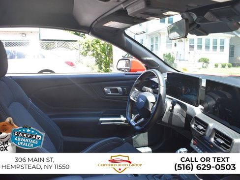 Used 2024 Ford Mustang Convertible RWD image 26