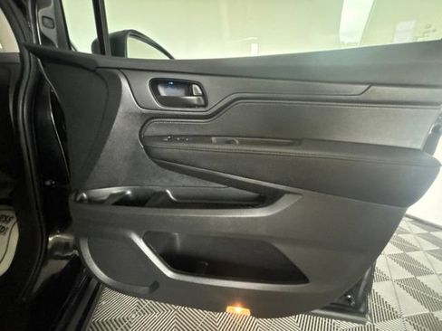Used 2025 Honda Odyssey EX-L image 34
