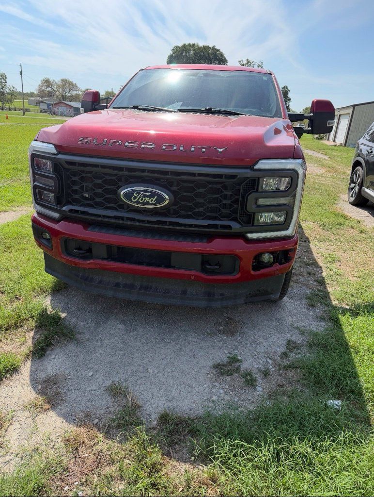 Used 2023 Ford F250 Lariat w/ Lariat Ultimate Package AWD/4WD image 1