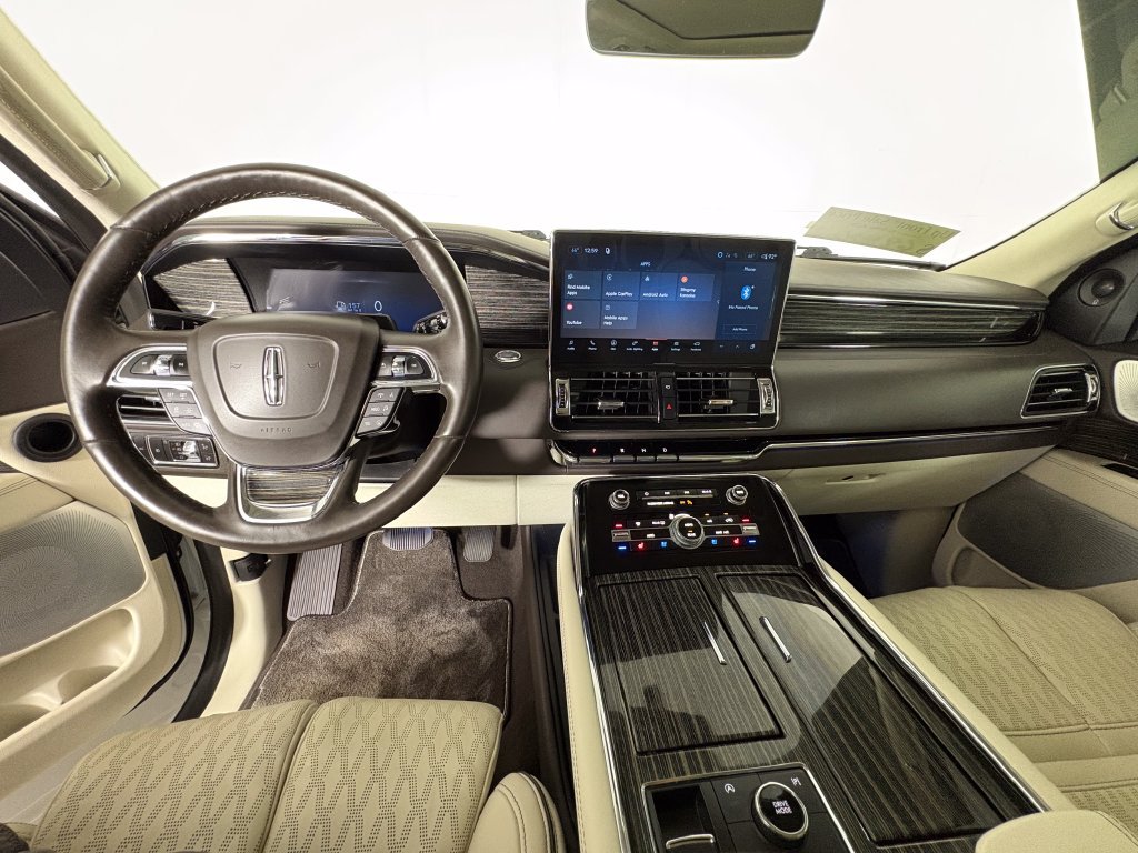 Used 2024 Lincoln Navigator Black Label AWD/4WD image 9