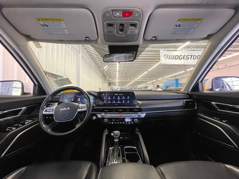 Used 2025 Kia Telluride S AWD/4WD image 30