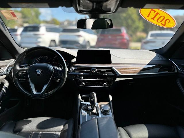 Used 2017 BMW 540i xDrive AWD/4WD image 16