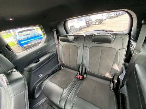 Used 2023 Jeep Grand Cherokee L Laredo AWD/4WD image 15