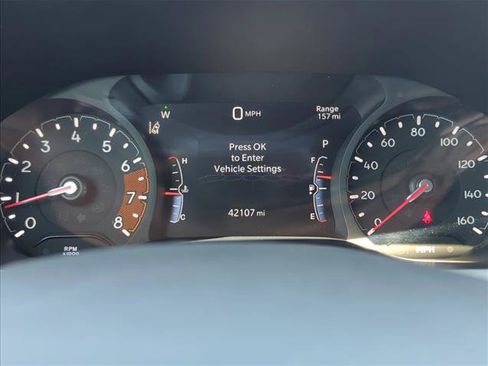 Used 2025 Jeep Compass Limited AWD/4WD image 12