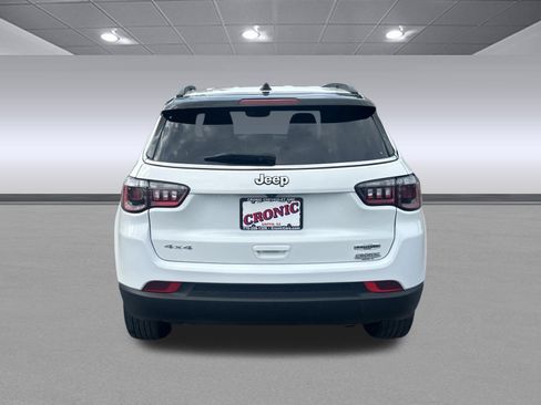 Used 2024 Jeep Compass Latitude AWD/4WD image 4