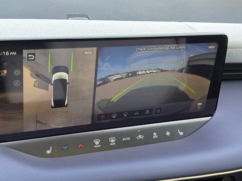 New 2026 Nissan Leaf Platinum+ w/ Cargo Package (Platinum+) image 17