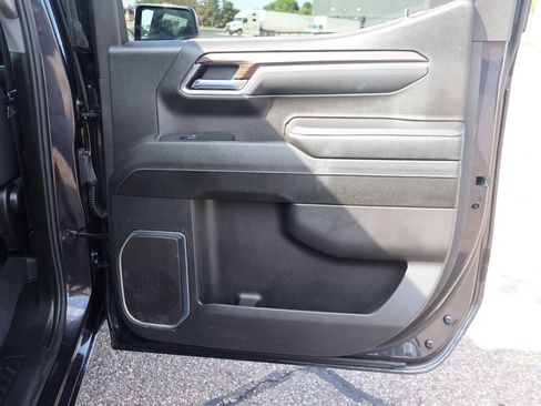 Used 2023 Chevrolet Silverado 1500 LT AWD/4WD image 23