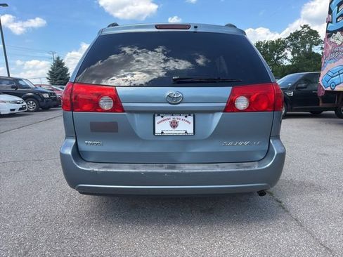 Used 2006 Toyota Sienna FWD image 5