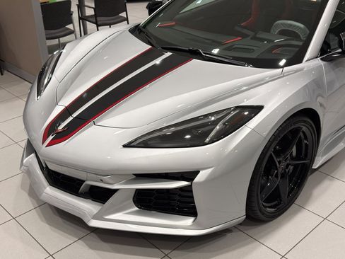 Used 2026 Chevrolet Corvette E-Ray w/ Battery Protection Package image 8