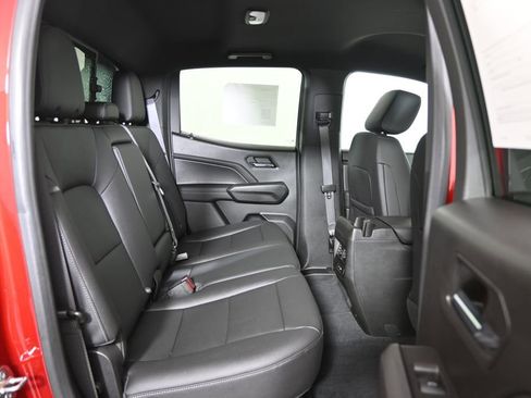 Used 2023 Chevrolet Colorado LT w/ LT Convenience Package III AWD/4WD image 16