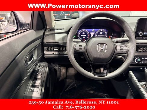 Used 2024 Honda Accord EX image 19