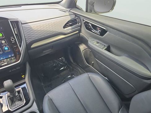 Certified 2025 Subaru Forester Limited AWD/4WD image 11