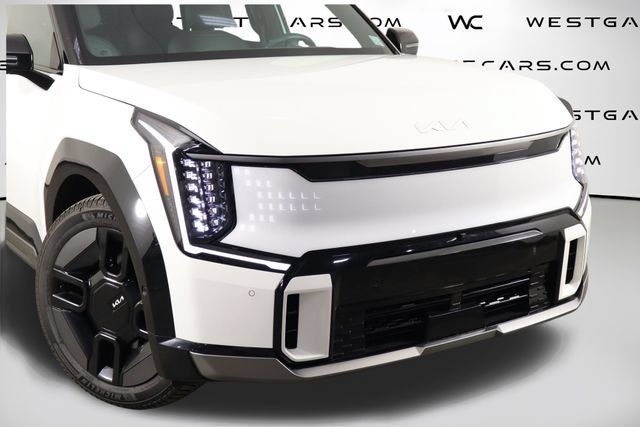 Certified 2024 Kia EV9 GT-Line AWD/4WD image 50