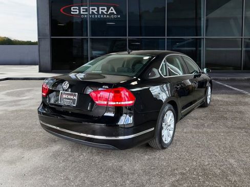 Used 2012 Volkswagen Passat 2.5 SEL Premium FWD image 4