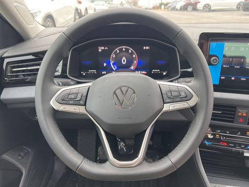 New 2026 Volkswagen Jetta SE image 14