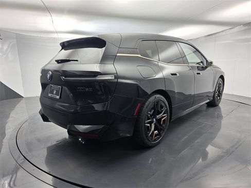 Certified 2023 BMW iX M60 image 6