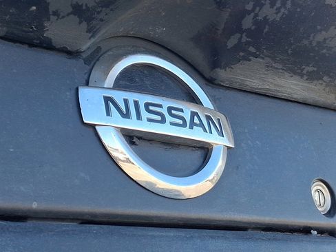 Used 2015 Nissan Frontier S image 30