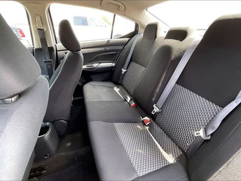 Used 2023 Nissan Versa S FWD image 19