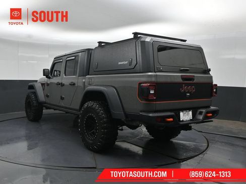 Used 2021 Jeep Gladiator Mojave w/ Dual Top Group AWD/4WD image 8