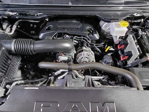 Used 2022 RAM 1500 Laramie AWD/4WD image 28