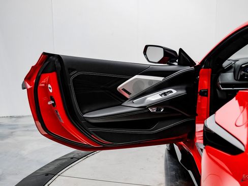 Used 2025 Chevrolet Corvette Z06 w/ Battery Protection Package image 79