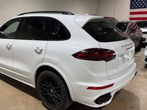 Used 2016 Porsche Cayenne GTS AWD/4WD image 13