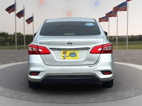 Used 2018 Nissan Sentra S FWD image 6