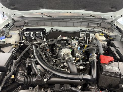 Used 2023 Ford Bronco Wildtrak image 11