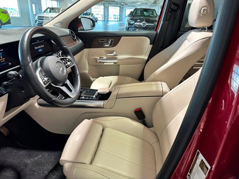 Used 2023 Mercedes-Benz GLA 250 4MATIC image 7