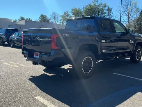 New 2026 Toyota Tacoma TRD Off-Road AWD/4WD image 8