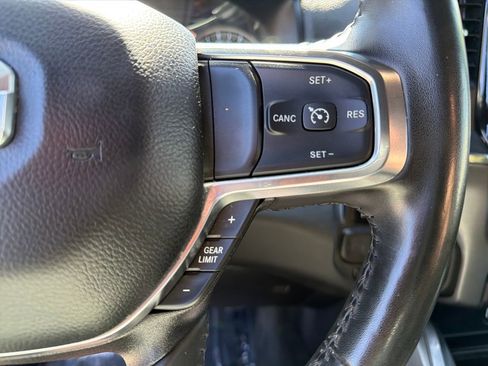 Used 2024 RAM 1500 Laramie image 24