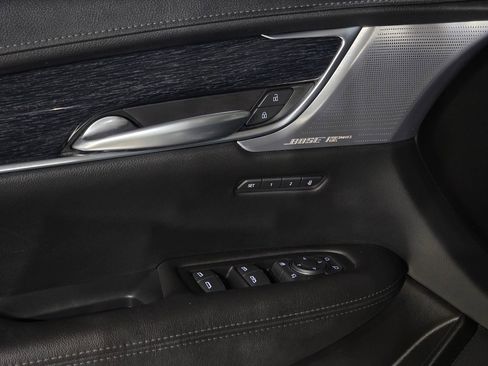 Used 2023 Cadillac XT5 Premium Luxury image 19