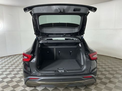 New 2026 Chevrolet Trax ACTIV FWD image 9