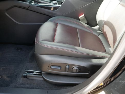 Certified 2025 Chevrolet Blazer RS w/ Enhanced Convenience Package image 20