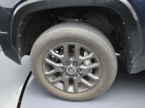 Used 2024 Toyota Tundra Platinum image 10