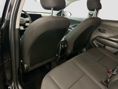 Used 2025 Hyundai Kona SEL image 28