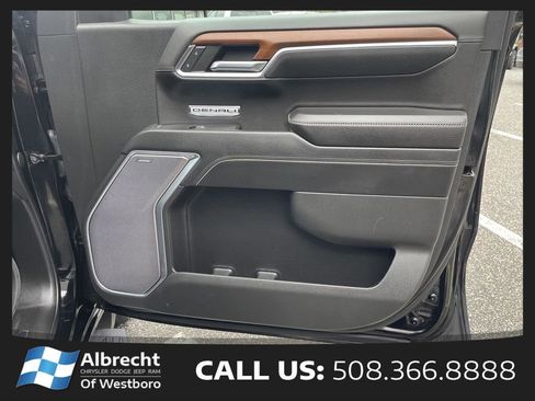 Used 2023 GMC Sierra 1500 Denali w/ Technology Package AWD/4WD image 20