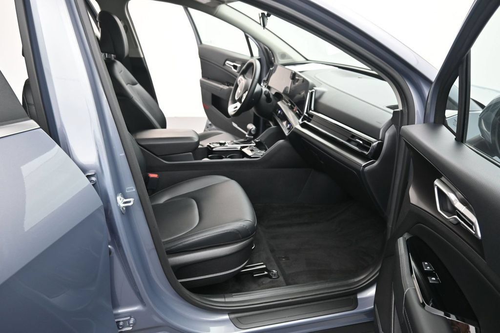 Used 2023 Kia Sportage EX FWD image 16