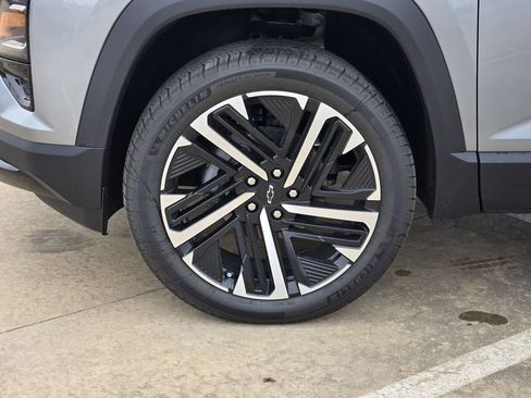 New 2026 Chevrolet Equinox RS w/ Safety and Technology Package FWD image 9