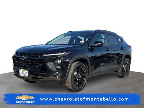 New 2026 Chevrolet Trax ACTIV w/ Driver Confidence Package image 1