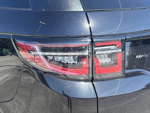 Used 2020 Land Rover Discovery Sport SE R-Dynamic image 7