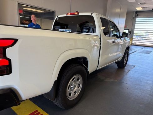 Used 2025 Nissan Frontier S AWD/4WD image 5