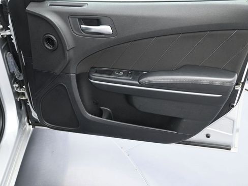 Used 2023 Dodge Charger SXT image 28