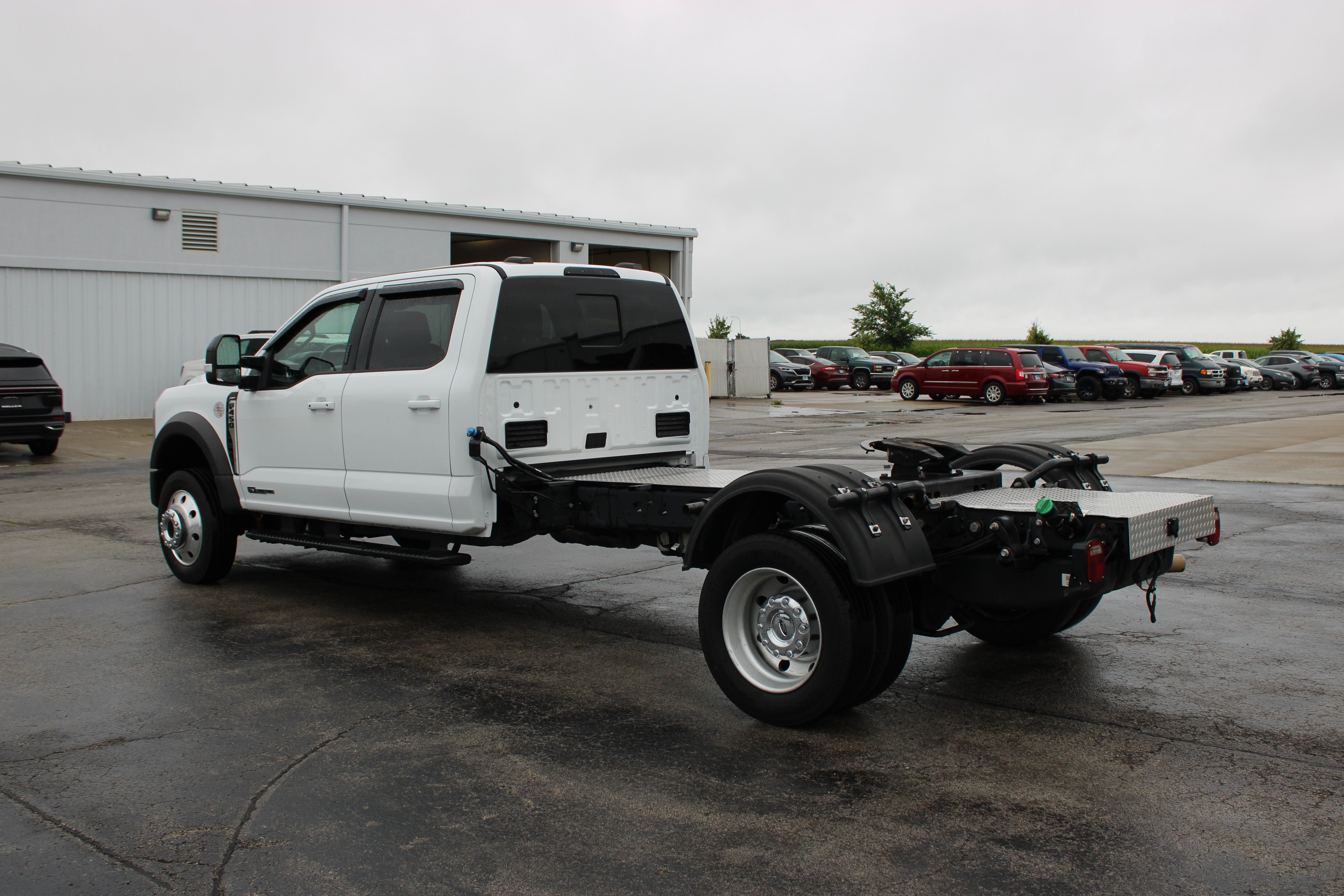 Used 2024 Ford F450 Lariat AWD/4WD image 6