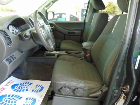 Used 2015 Nissan Xterra PRO-4X AWD/4WD image 6