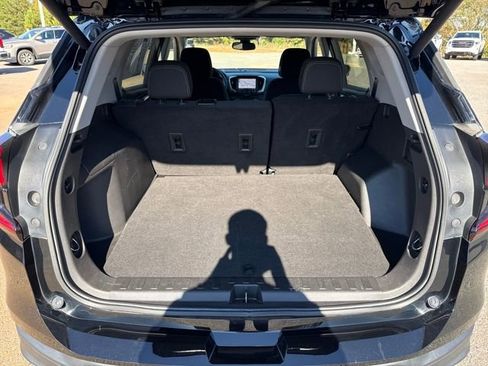 Used 2022 GMC Terrain SLE w/ Driver Convenience Package image 23