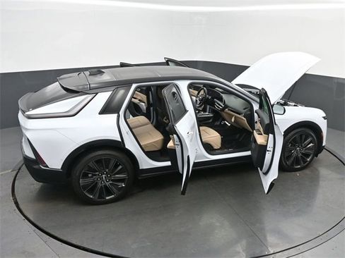 New 2026 Cadillac Lyriq Signature Sport image 65