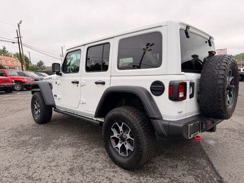 Used 2023 Jeep Wrangler Unlimited Rubicon w/ Cold Weather Group AWD/4WD image 4