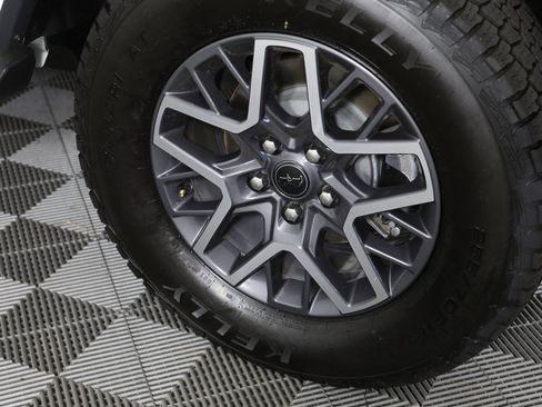 Used 2024 Jeep Wrangler Sahara image 7