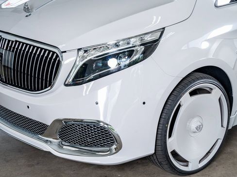 Used 2023 Mercedes-Benz Metris Passenger image 12